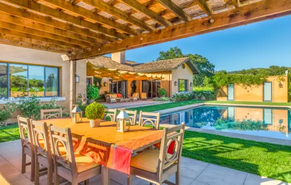 Napa-terraza.png