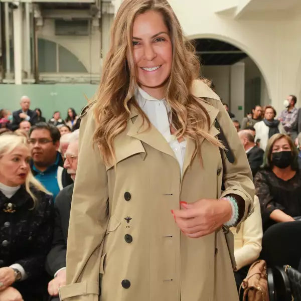 HOMENAJE A MARIE THÉRÈSE HERNAND DE ARANGO