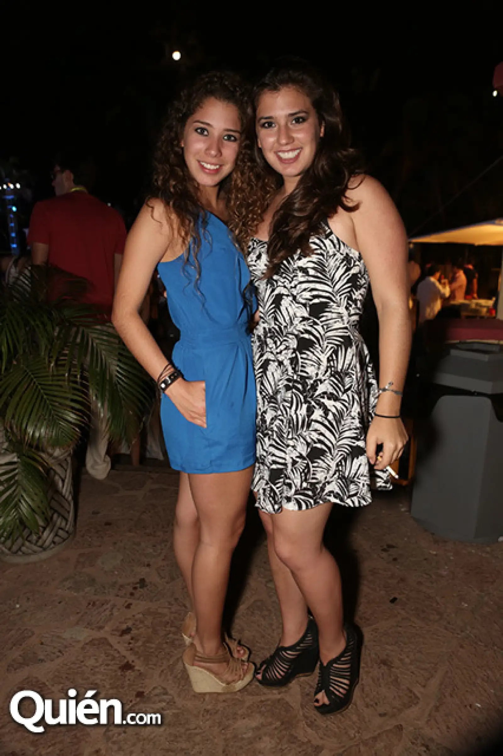 Regina Escobantes,María Zurutuza