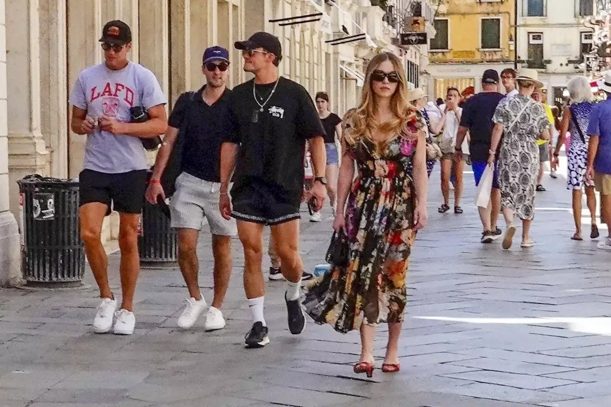 EXC Orlando Bloom, Sydney Sweeney