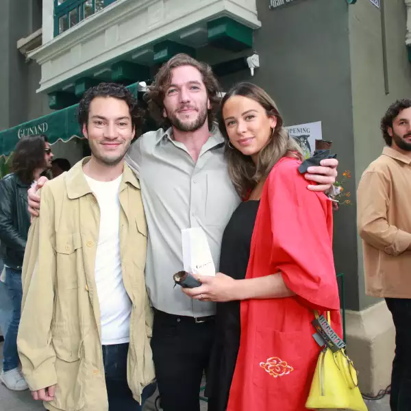 Víctor Cervantes-David Troice-Ana Sophia Merlo