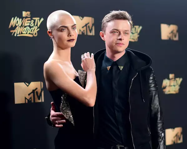 Cara y DeHaan