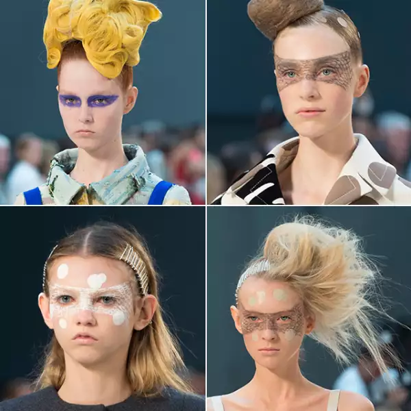 Otro beauty look que sorprendió fue el visto en Maison Margiela. Las modelos salieron luciendo looks diferentes; desde ojos marcados con azul, hasta impresiones de redes a través de la cara con polka dots pintadas. El pelo también soprendió.
