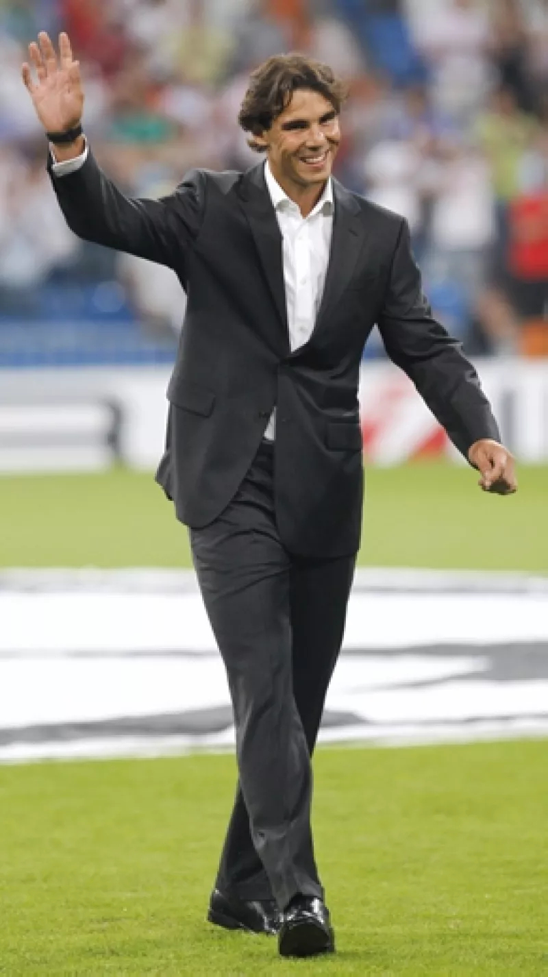 El tenista estará en la campaña publicitaria primavera-verano 2011 de la prestigiada marcar italiana, la cual será lanzada en febrero del próximo año.