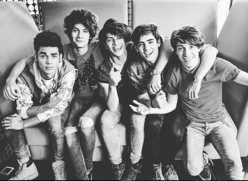 Jugamos basta musical con los niños de CD9