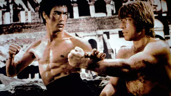 On the set of 'Meng Long Guo Jiang'