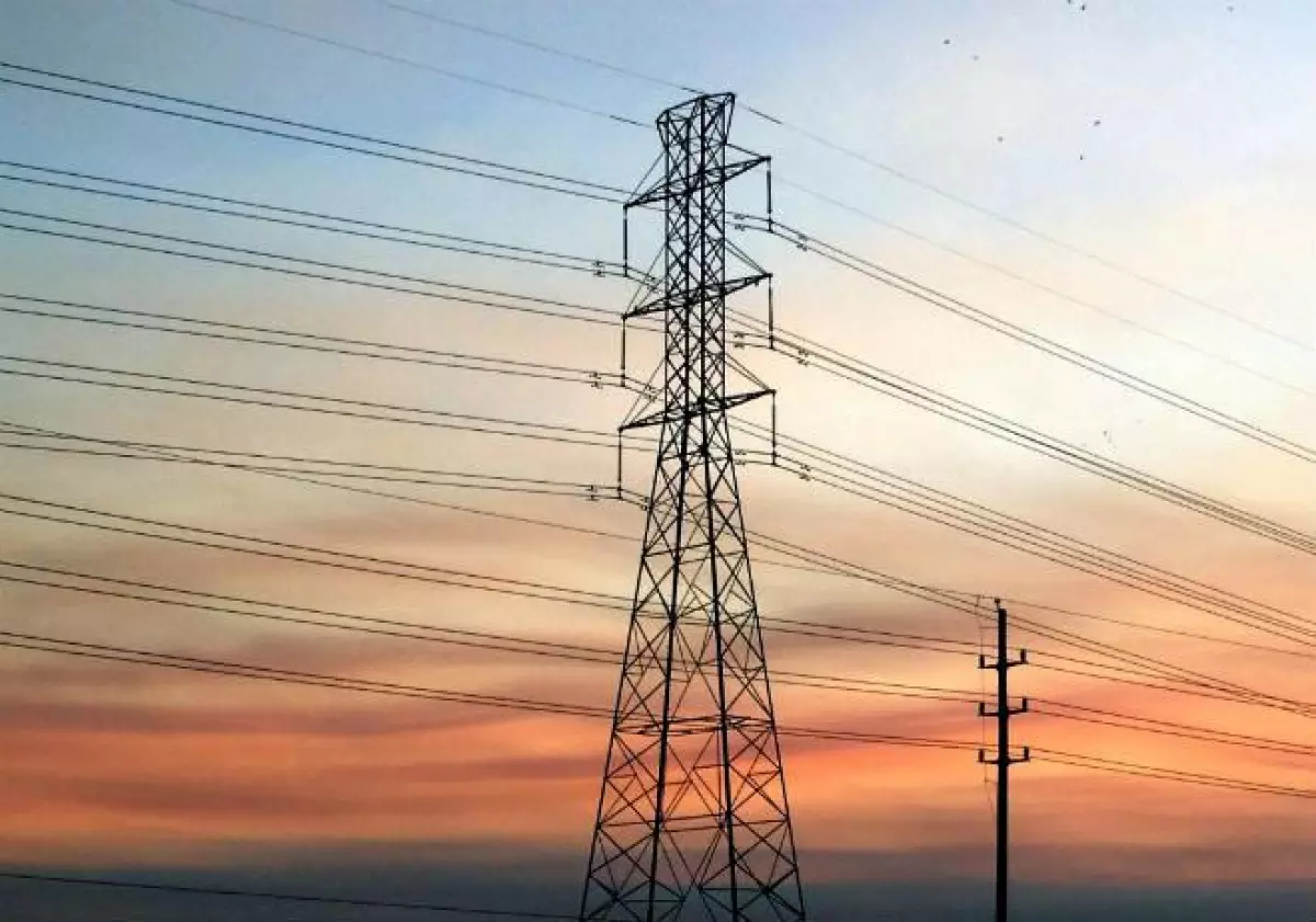Torre de energ�a el�ctrica