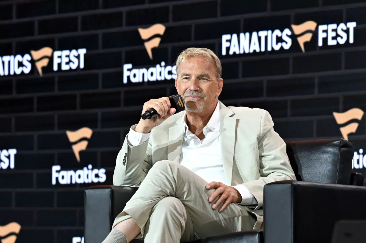 Kevin-Costner-fue-amigo-del-nuevo-esposo-de-Christine-Baumgartner.