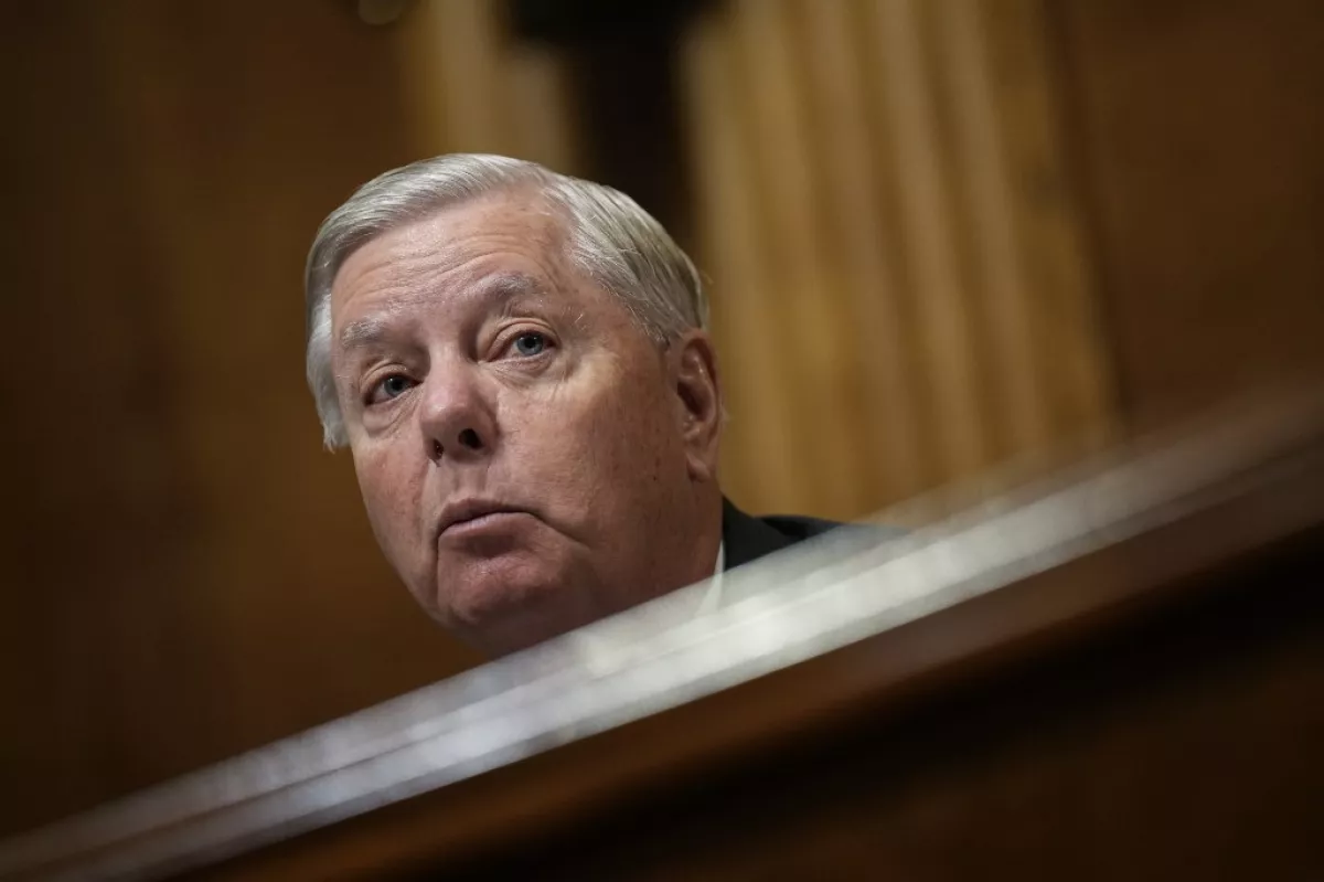 Miembro de clasificación del comité Sen. Lindsey Graham (R-SC) habla durante una audiencia del Comité Judicial del Senado sobre nominaciones judiciales en Capitol Hill el 6 de septiembre de 2023 en Washington, DC. Durante la audiencia, el comité consideró a cinco jueces para las vacantes federales.