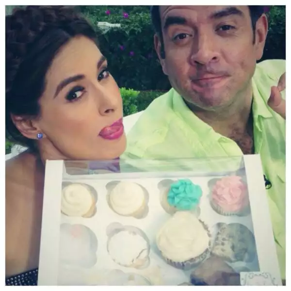 La gente de las zonas los consintieron mucho, por ejemplo: Aquí Galilea y Héctor a punto de disfrutar de unos cupcakes.