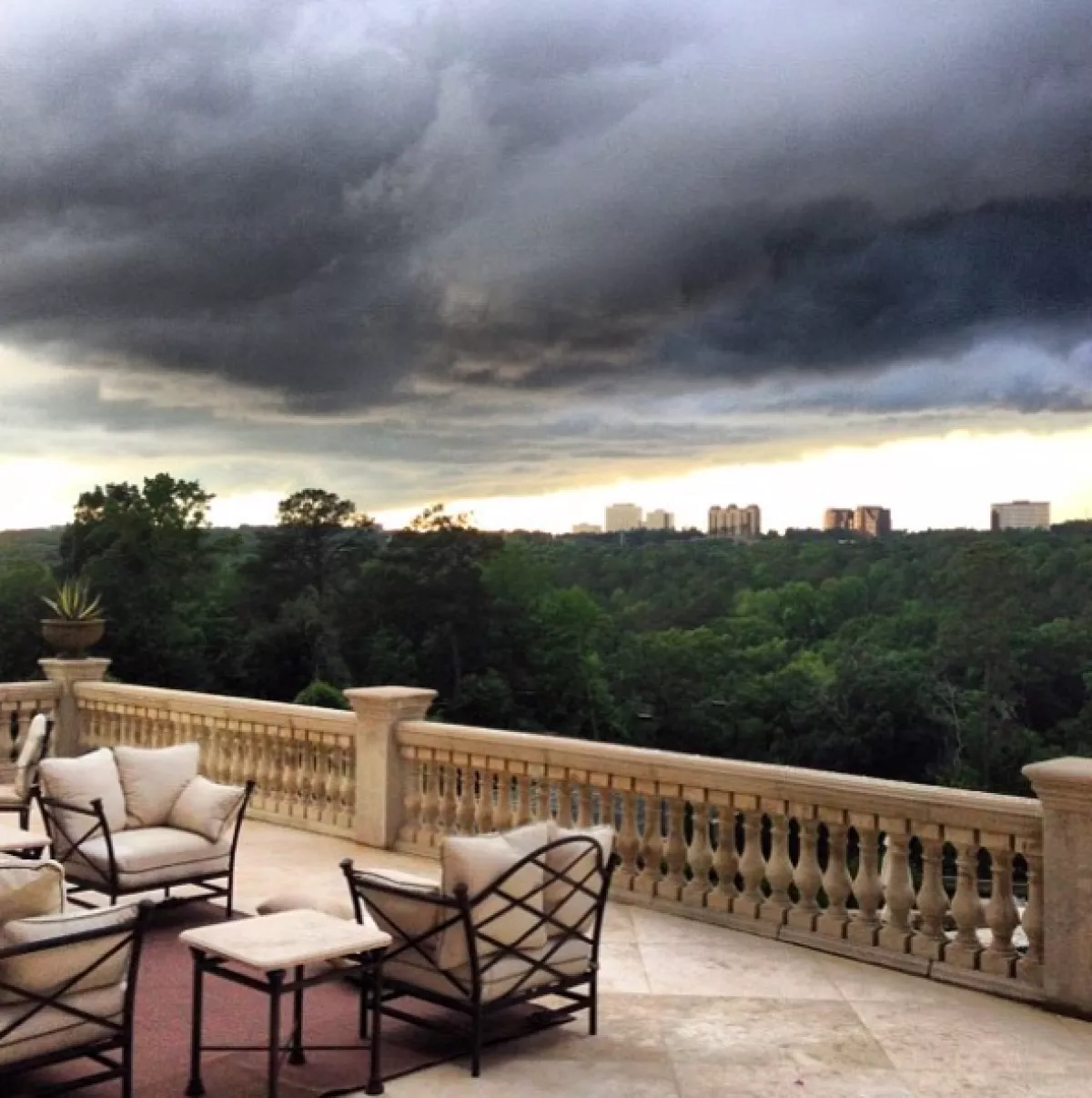 mansion-meghan-harry