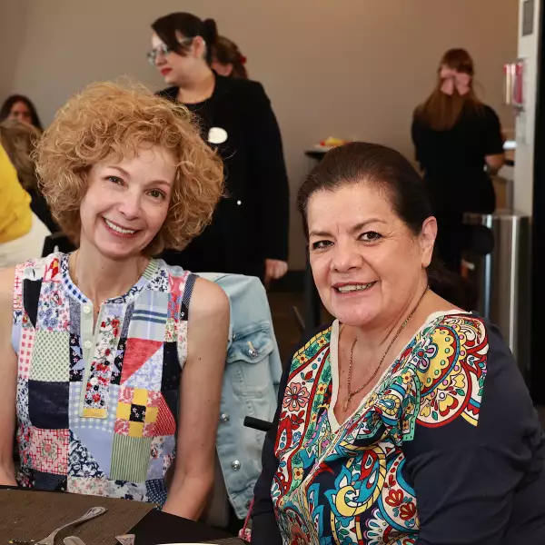 Carmen Payró y Marisa Landaverde