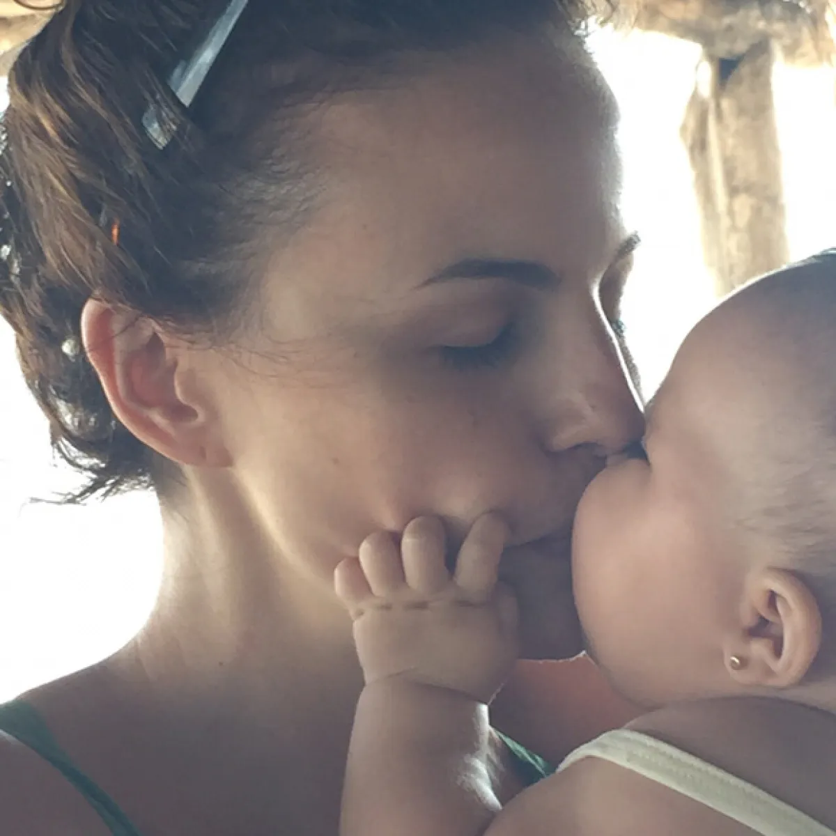 Un tierno beso desde Careyes.