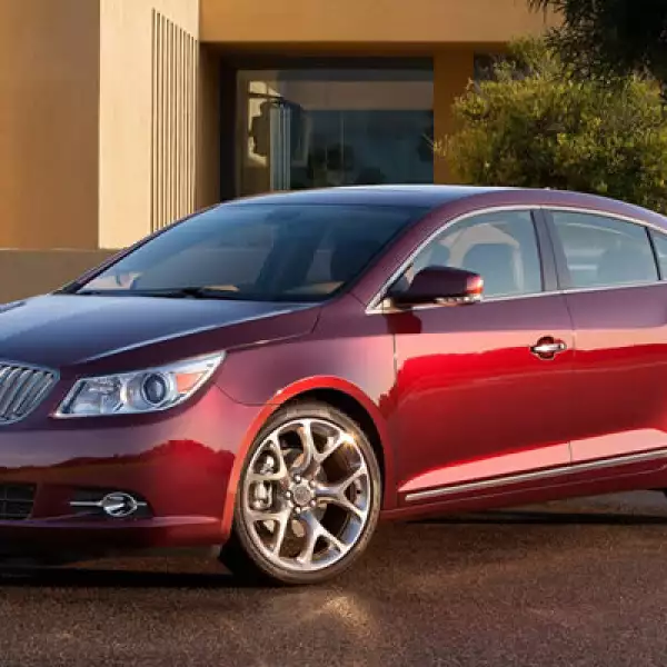 Este ‘concept’ es un sedán que entrará en producción en los primeros tres meses del 2012.