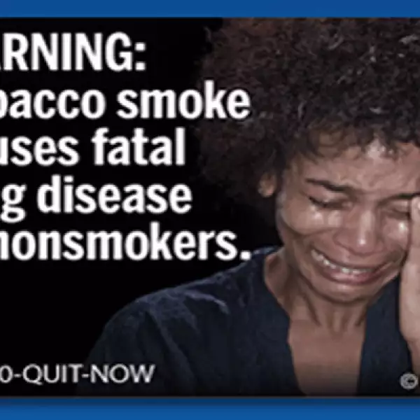 Las etiquetas cubrirán la mitad superior de la cajetilla por ambos lados y las advertencias de la FDA deberán aparecer además en los anuncios, cubriendo 20% de su superficie.