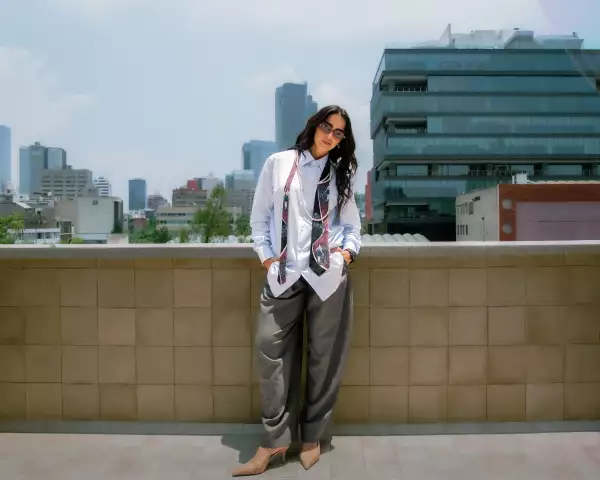Bárbara de Regil posa en exclusiva para Quién por el estreno de la quinta temporada de la serie Rosario Tijeras