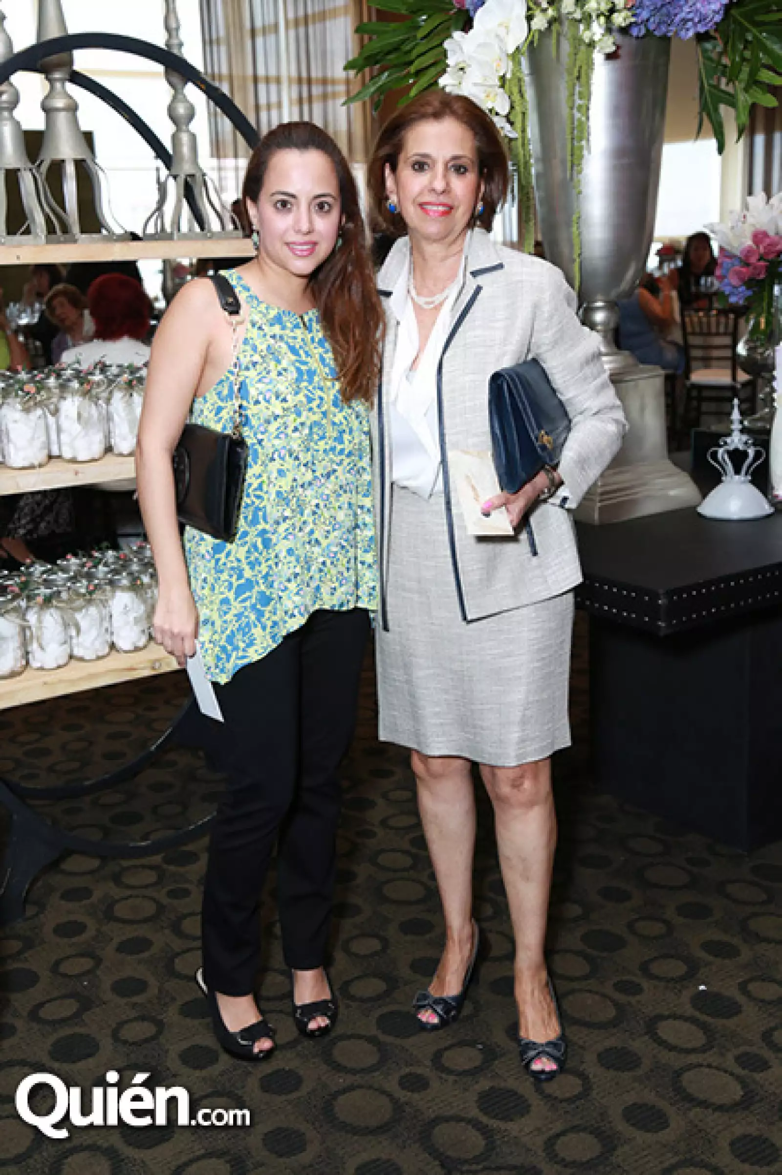 Roberta de la fuente de Kalifa y Adriana Martinez de de la Fuente