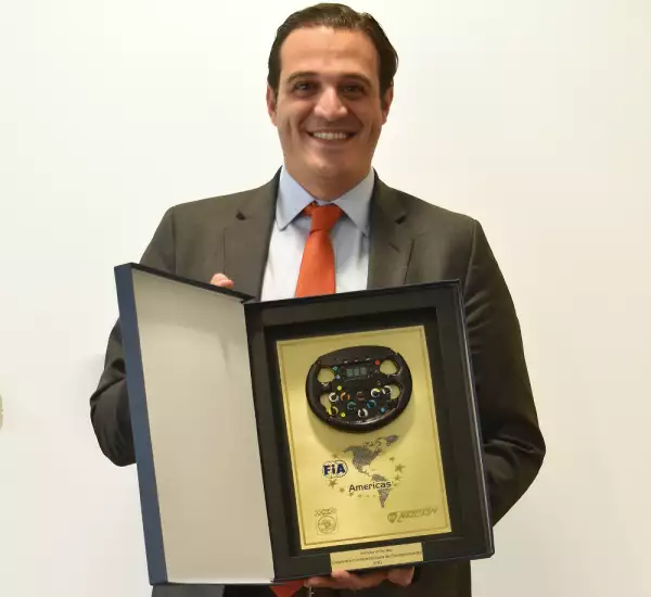 Premio para México.