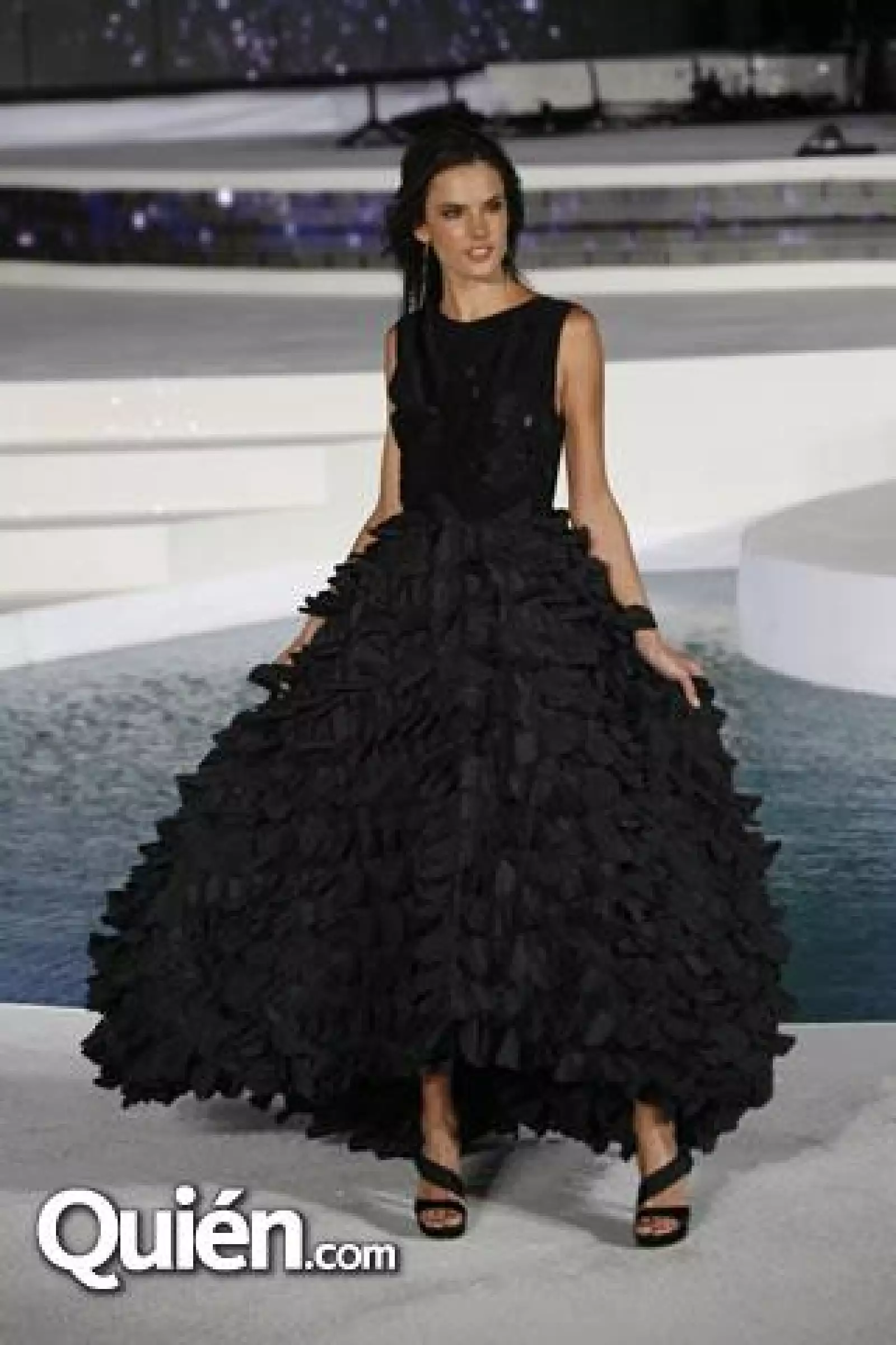 pasarela alessandra ambrosio