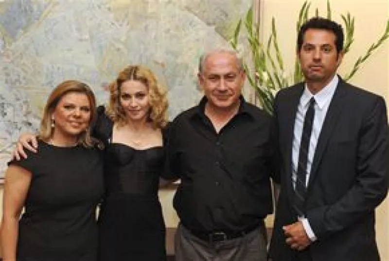 La cantante aprovechó su estancia en Israel para visitar al primer ministro Benjamín Netanyahu, y su esposa Sara, en su residencia en Jerusalén
