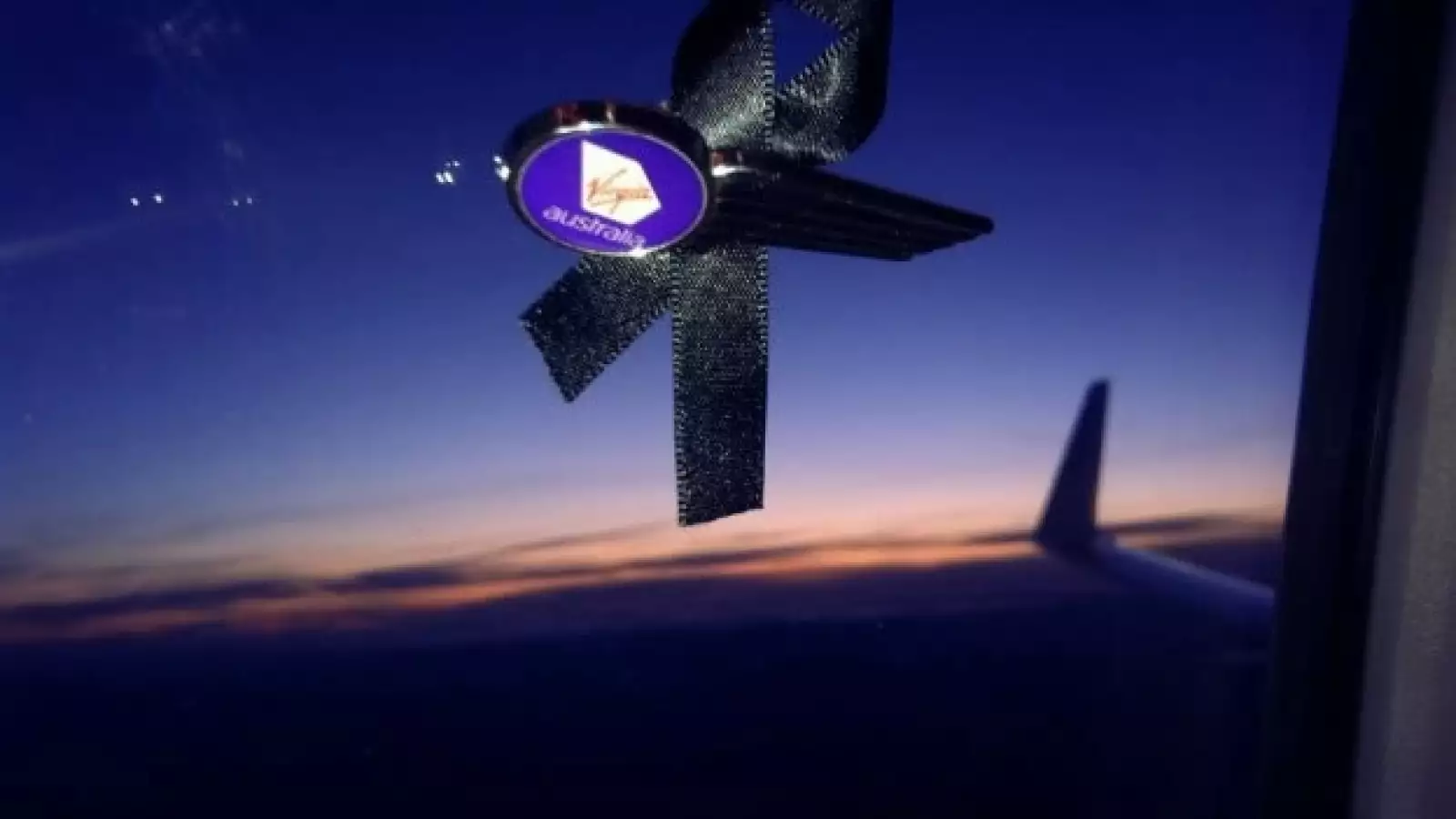 australia virgin sobrecargos