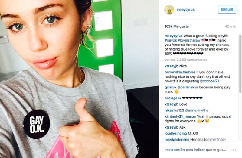 Qué día tan genial!!! Gay ok, El amor está en la ley, gracias América por no cortarme mis posibilidades de encontrar el amor para siempre y por siempre por el 50 por ciento, escribió Miley Cyrus.