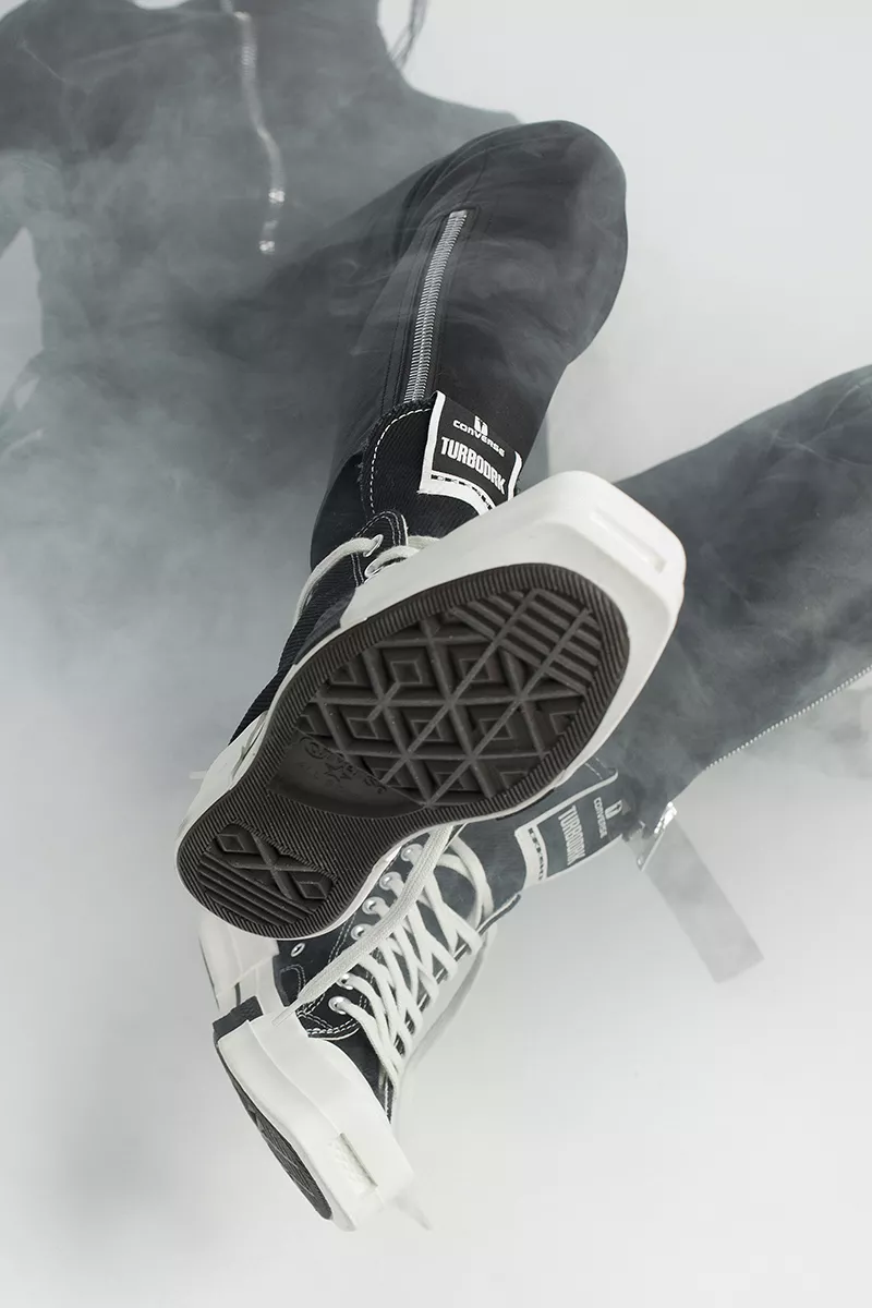 Foto: Converse x DRKSHDW, Fecal Matter