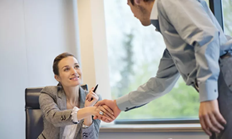 El crecimiento de los puestos de trabajo fue de 195,000 por mes en febrero y marzo. (Foto: Getty Images)