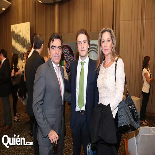 Jorge Ahumada,Fernando Ahumada,Renata Petricioli