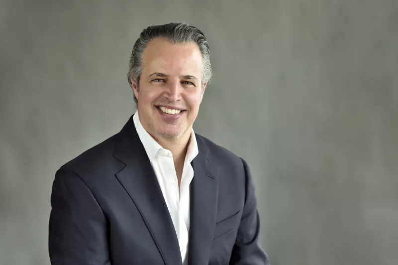 Retrato de Juan Carlos Mier y Terán