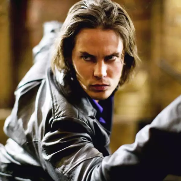 Su personaje no pasará a la historia como el mejor, pero Taylor Kitsch en el sombrero de Gambit definitivamente sí se quedará en nuestra memoria.