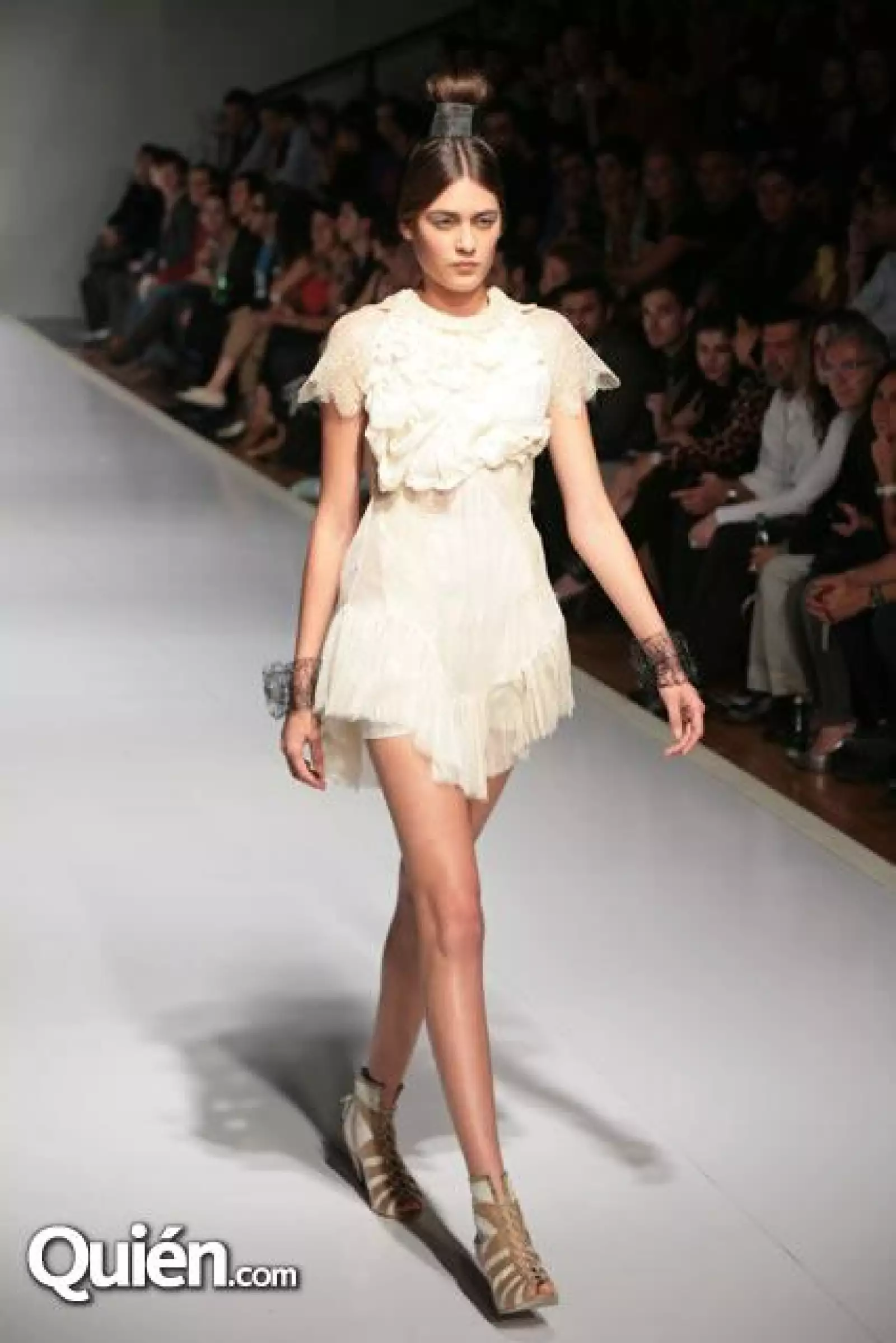 IDM Desfile Daniel Andrade