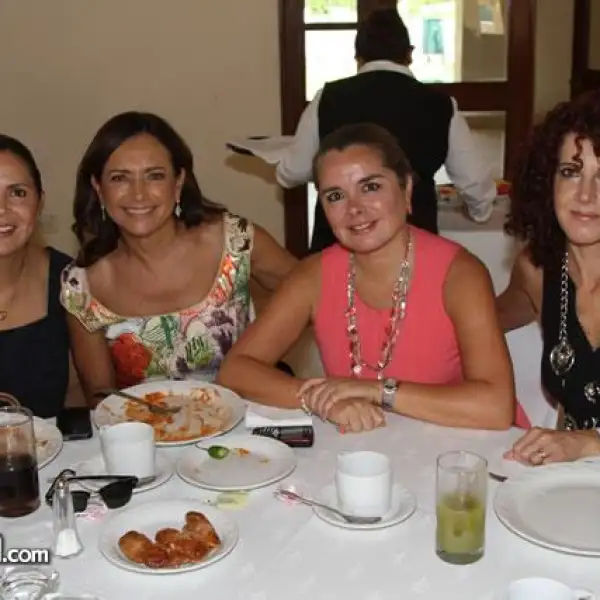 Luly Lares,Josefina Barragan,Lety Gonzalez y Sofia Aranguren