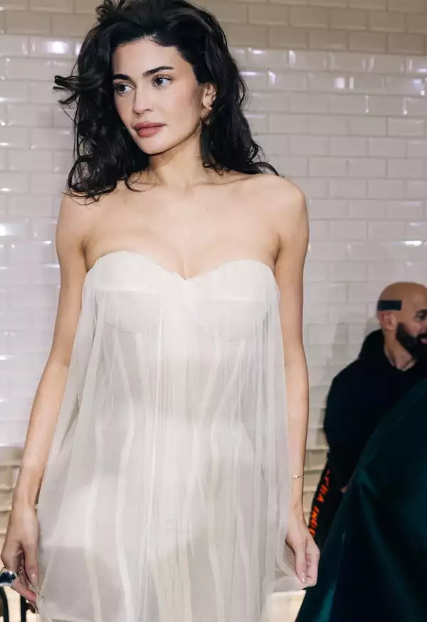 Kylie mob wife aesthetic 