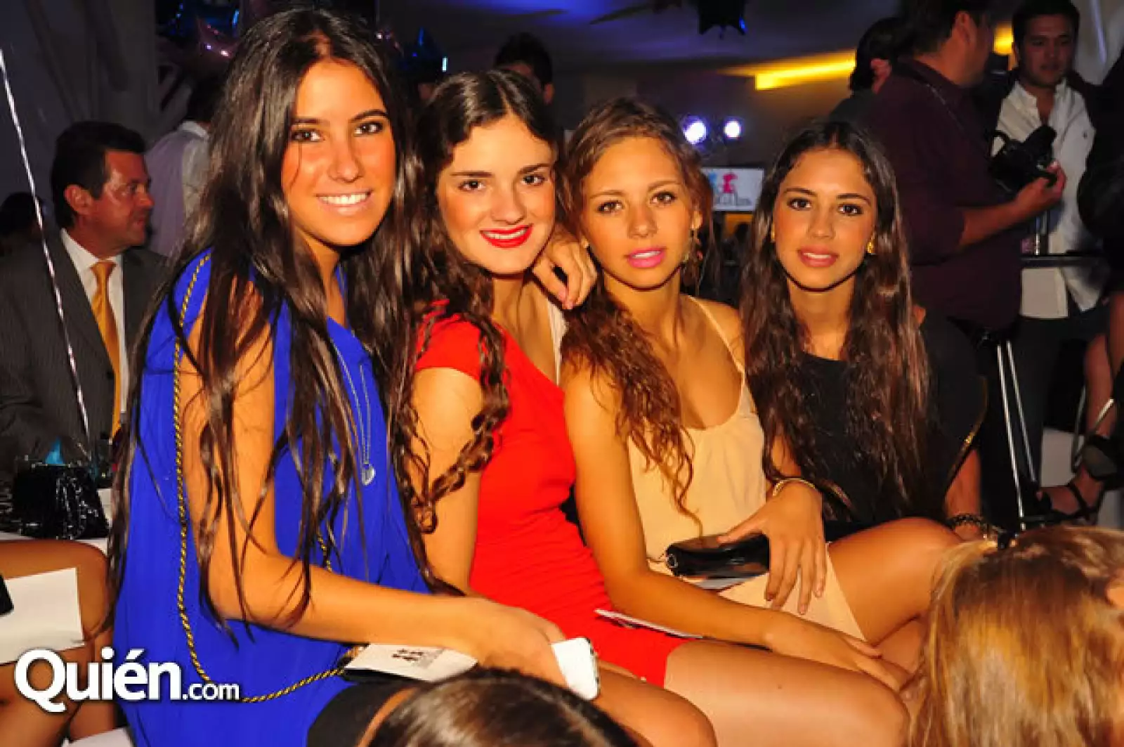 Melissa del Toro, Ana Pao Hoyos, Regina Gutiérrez y Clau Alarcón