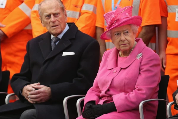 Duque de Edimburgo y la reina Isabel II