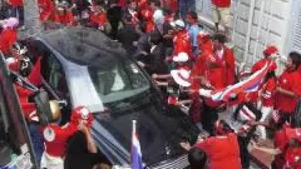 Manifestantes ingresaron al Ministerio del Interior. (Foto: Reuters)