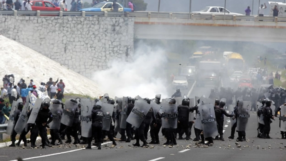 policias