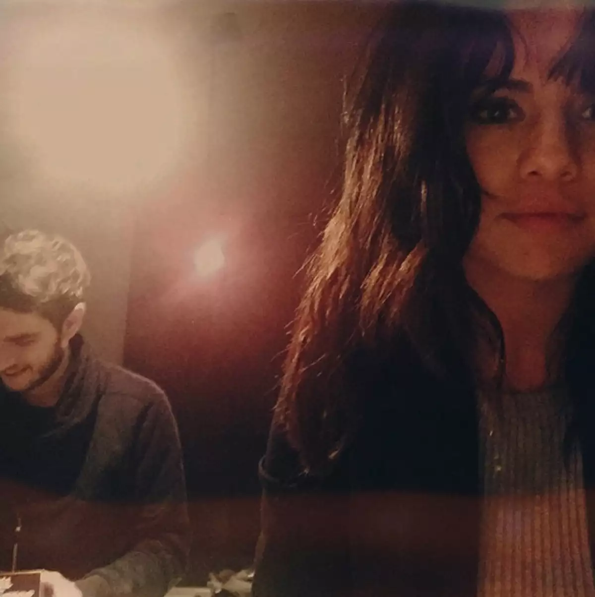 Los cantantes han posteado fotos juntos en repetidas ocasiones.