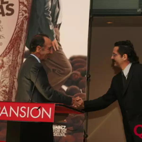 Manuel Arango, Héctor González