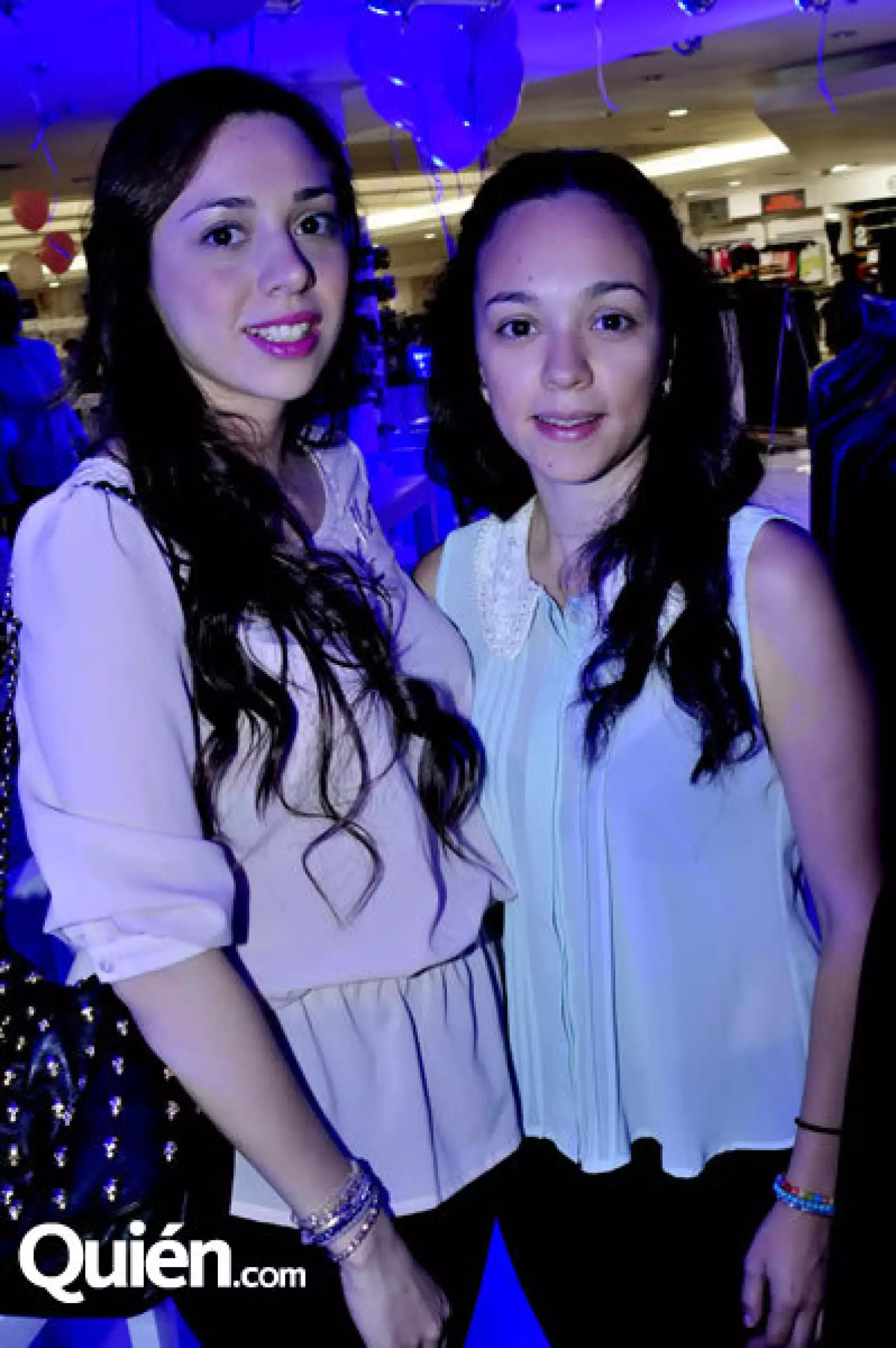 Gabriela y Ana Vanegas