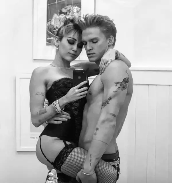 Miley Cyrus y Cody Simpson