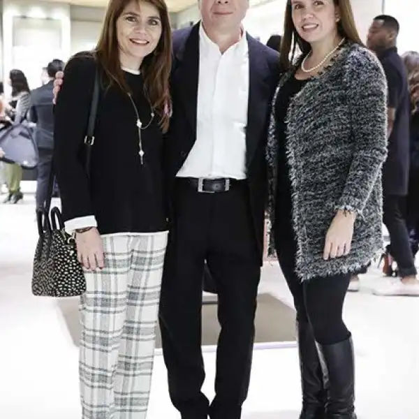 Jessica Austin,Felipe y Maribel Sánchez