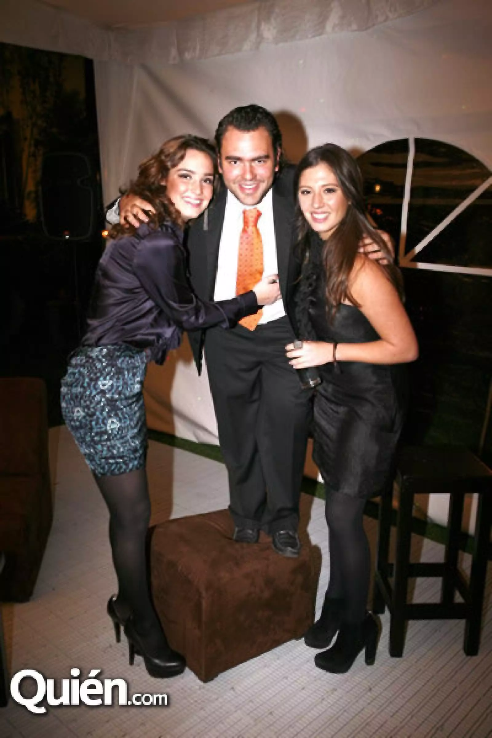 Camila Garate,Alfonso de Bustos,Alejandra Gómez