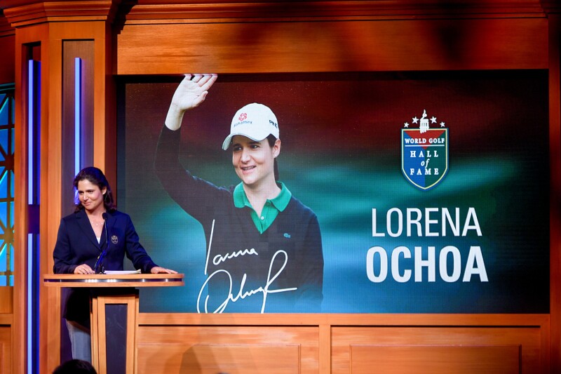 Lorena Ochoa da el discurso más emotivo al ingresar al Salón de la Fama del Golf