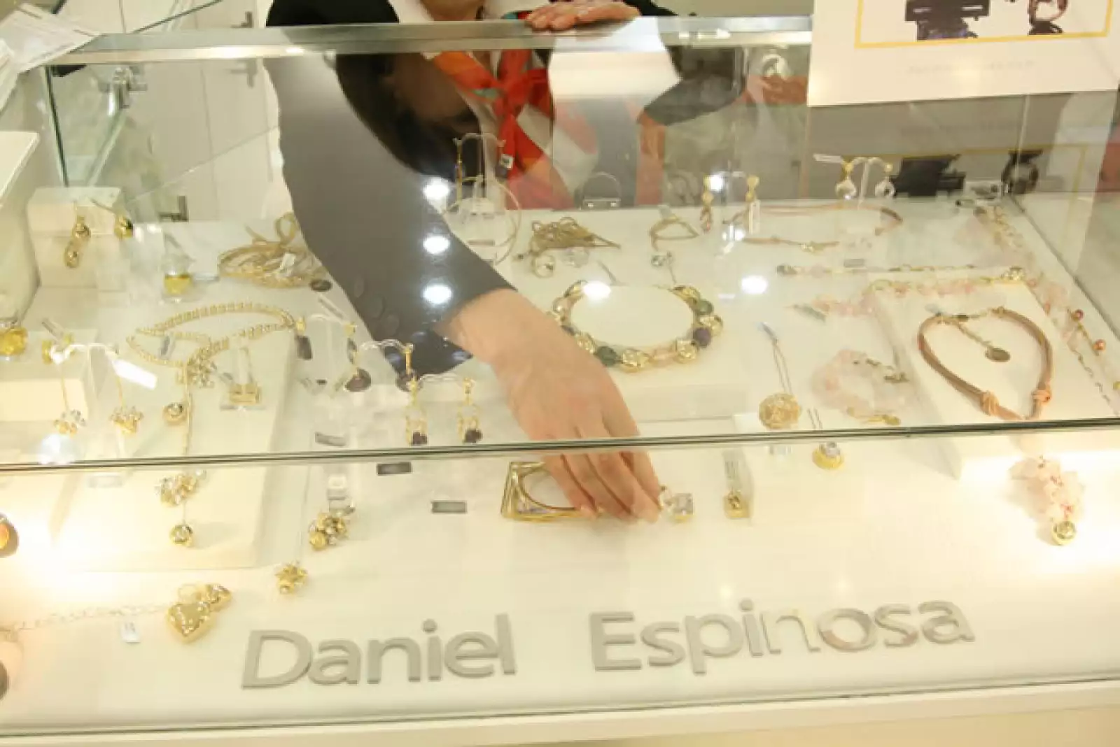 Daniel Espinosa presenta su nueva linea en plata