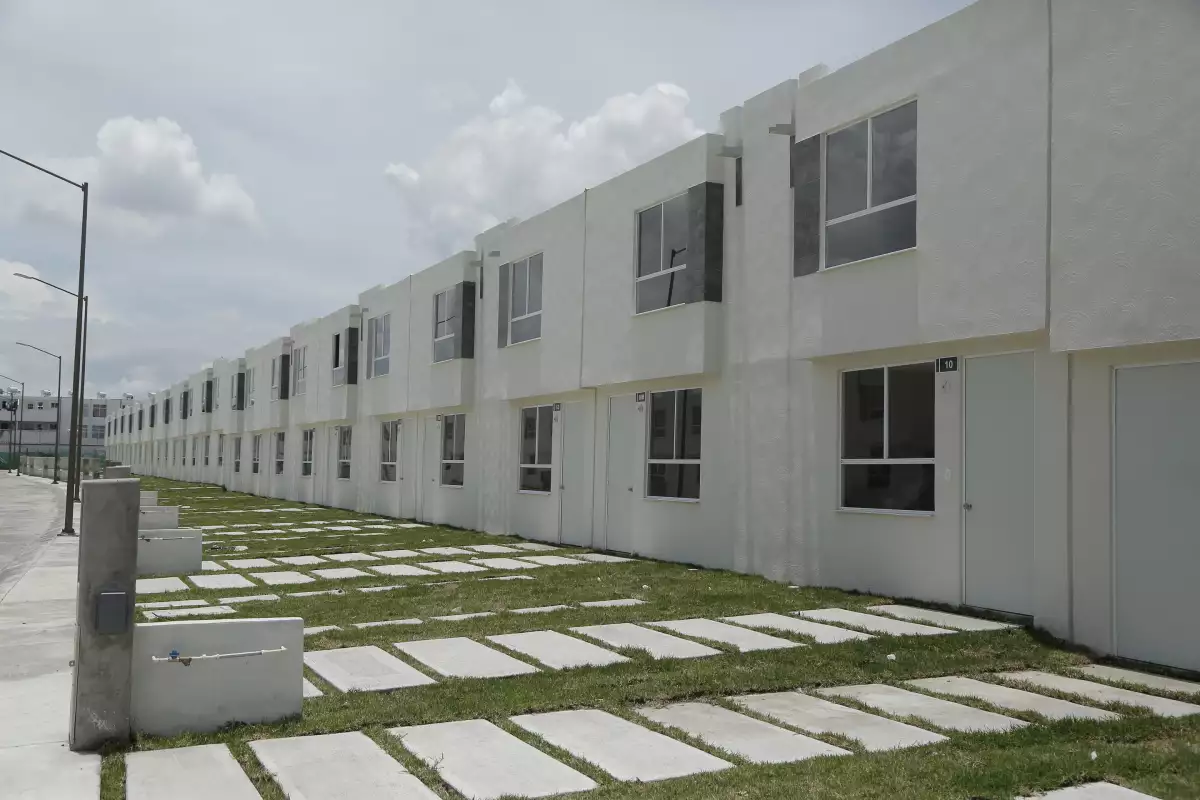 Desarrollo de vivienda social creado por Migdal Aquitectos con productos Comex