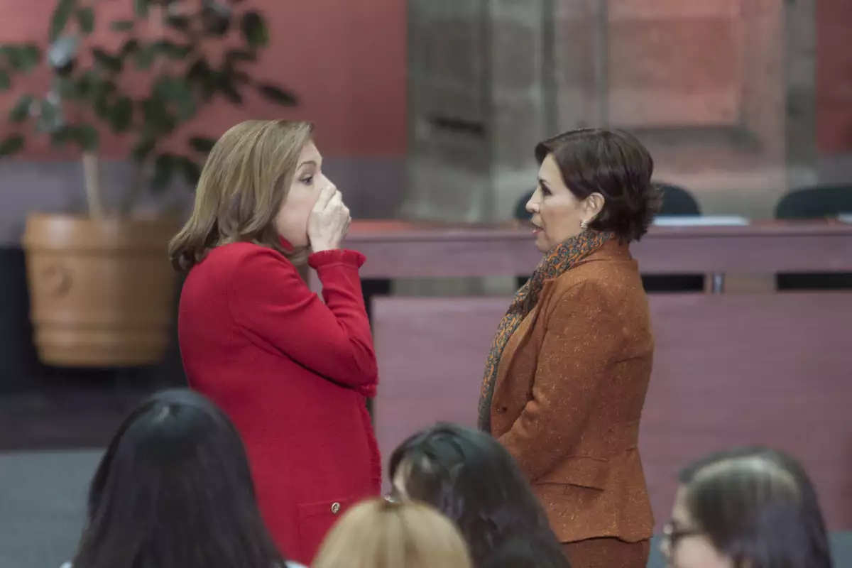Arely Gomez y Rosario Robles