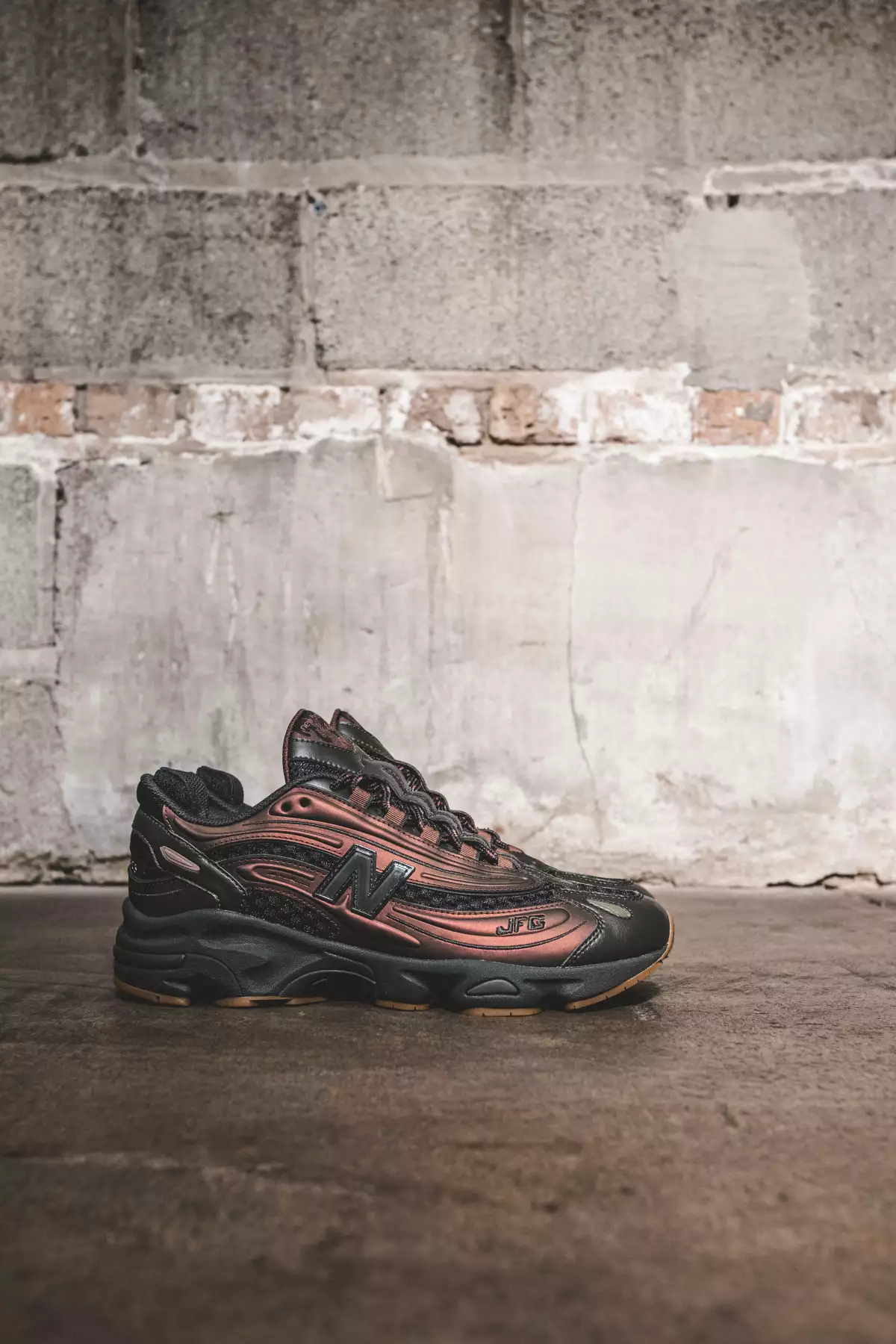 New Balance colabora con Joe Freshgoods para lanzar los sneakers más dosmileros