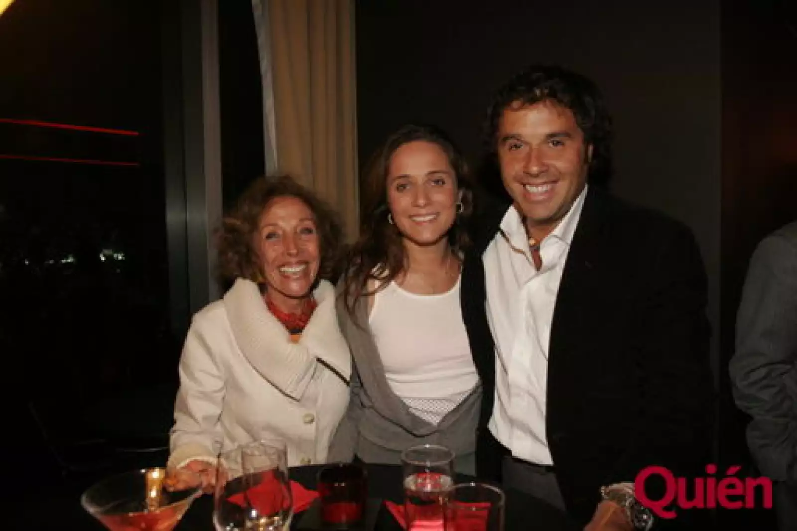 Maribel Ramos, Natalia Esponda, Mike Diez